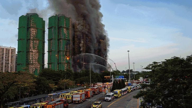 At least 44 dead, after 200 missing after fire rips through Hong Kong apartment blocks